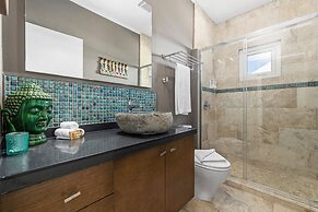 Amazing 4BR 3BA Villa Palm Beach w NEW Pool