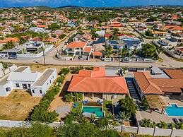 Amazing 4BR 3BA Villa Palm Beach w NEW Pool