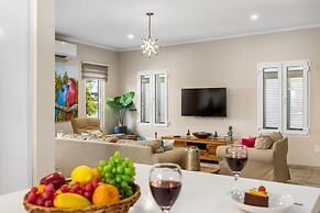 Amazing 4BR 3BA Villa Palm Beach w NEW Pool