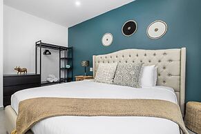 Amazing 4BR 3BA Villa Palm Beach w NEW Pool