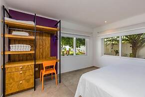 Boca Catalina 2 Boca Catalina Modern 2bd-2bath-steps to Beach