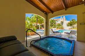 Across From Beach 1br- Sunset Suite Malmokbeach