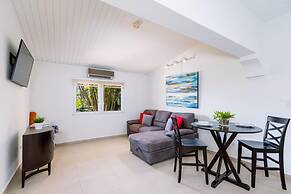 1 MIN Walk 2 Arashi Beach Suite w Roofdeck Pool
