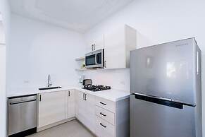 1 MIN Walk 2 Arashi Beach Suite w Roofdeck Pool