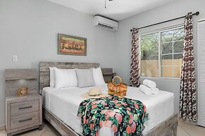 NEW 2BR 2BA Gated Community w Pool Palm Beach