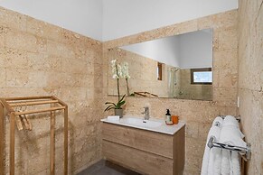 Buddha House 5 5 Palapa Suite Pool in Palm Beach