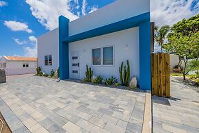 Brand NEW Private Pool King Beds Palmbeach