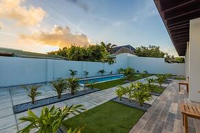 Lovely One Bedroom Apartment w Amazing Location