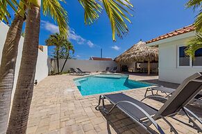 Colonial Modern Villa Sleep 14-pool Palapa Court