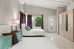 Large Villa-pool-6 Room-sleeps 14-nearby Marriott