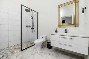 Large Villa-pool-6 Room-sleeps 14-nearby Marriott