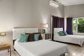 Large Villa-pool-6 Room-sleeps 14-nearby Marriott