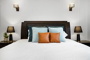 Large Villa-pool-6 Room-sleeps 14-nearby Marriott