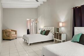 Large Villa-pool-6 Room-sleeps 14-nearby Marriott