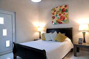 Large Villa-pool-6 Room-sleeps 14-nearby Marriott