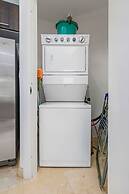 Fantastic 1BR Condo w Amazing Views Amenities