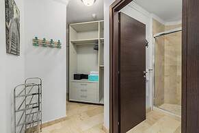 Fantastic 1BR Condo w Amazing Views Amenities