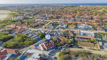 Charming Cozy Studio With Patio Near the Beach