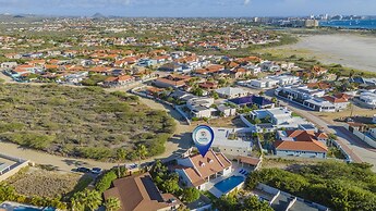 Charming Cozy Studio With Patio Near the Beach