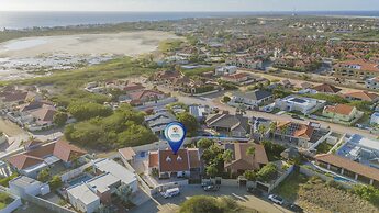 Charming Cozy Studio With Patio Near the Beach