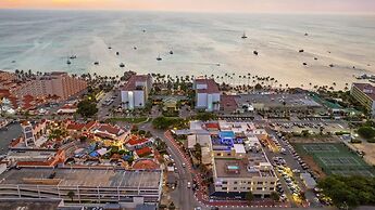 Lux Palm Beach Escape Pool Gym Prime Location