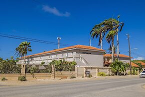 Charming Condo in Prime Location Wacamaya Condos