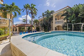 Charming Condo in Prime Location Wacamaya Condos