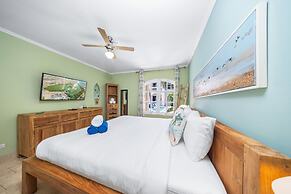 Charming Condo in Prime Location Wacamaya Condos