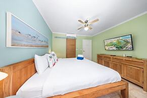 Charming Condo in Prime Location Wacamaya Condos