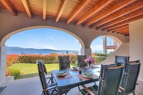 Borgo Belvedere Apartment With Lake View