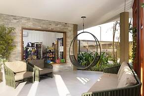 Flat 214 no Mana Beach- 093M