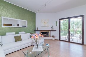 Dimora Patrizia With Pool