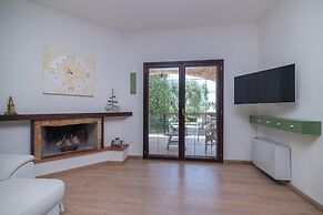 Dimora Patrizia With Pool