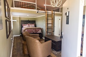 The Cabins on Rockmine