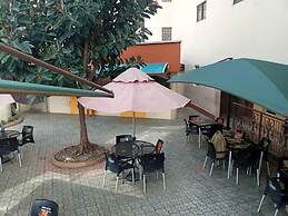 Continental Suites Ltd