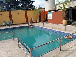 Continental Suites Ltd