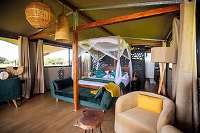 Escarpment Serengeti Luxury Camp