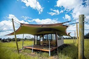 Escarpment Serengeti Luxury Camp