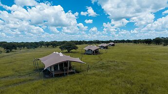 Escarpment Serengeti Luxury Camp