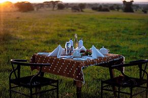 Escarpment Serengeti Luxury Camp
