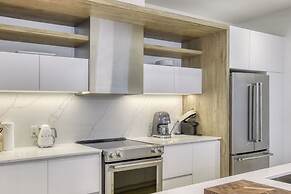 202 Verbier Building 13