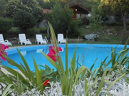 Apart Suites & Cabañas Duendes del Pungo