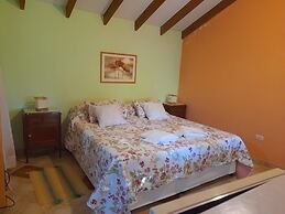 Apart Suites & Cabañas Duendes del Pungo