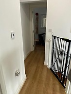 Slough - Sleeps 3 - Petfriendly - Riverside - Bay