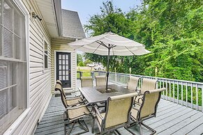 Lumberjack Hideaway Near Campus in Nacogdoches!