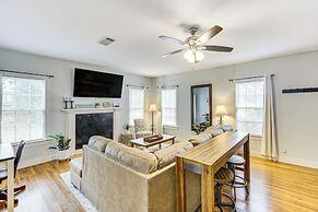 Lumberjack Hideaway Near Campus in Nacogdoches!