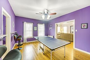 Lumberjack Hideaway Near Campus in Nacogdoches!