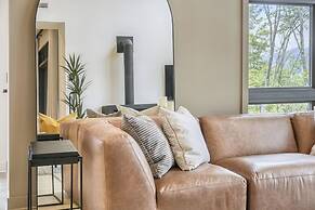 201 Verbier Building 5