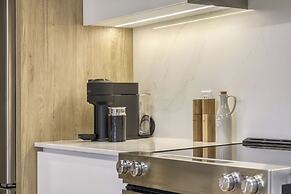 201 Verbier Building 5