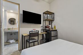 Universidad by Homirent